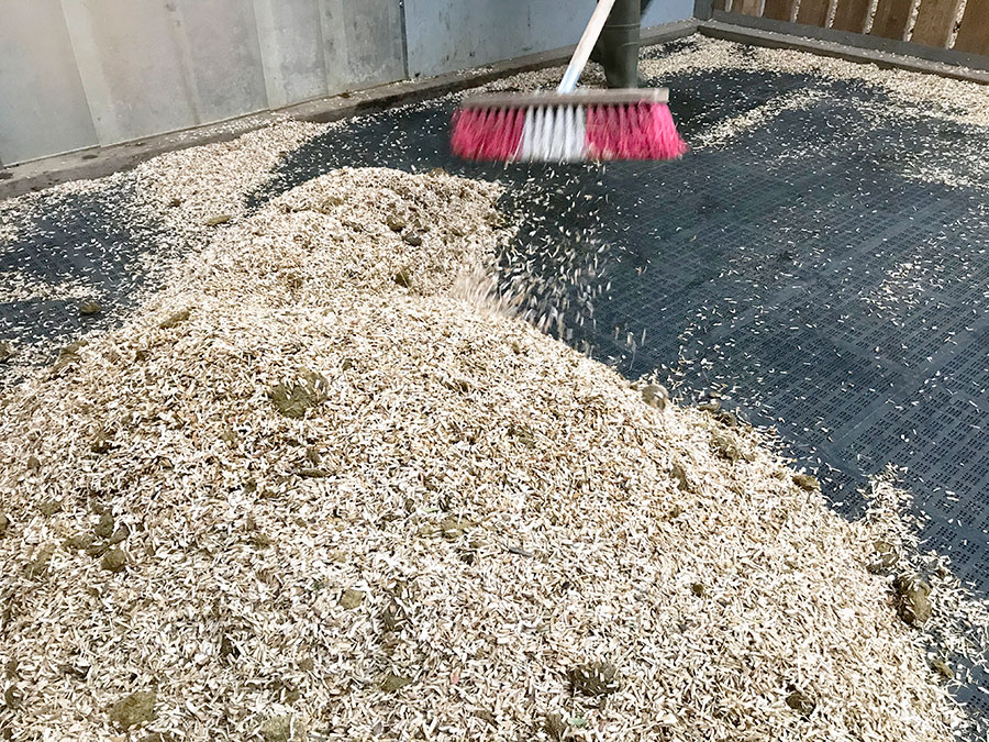 TERRAM-sweeping-bedding